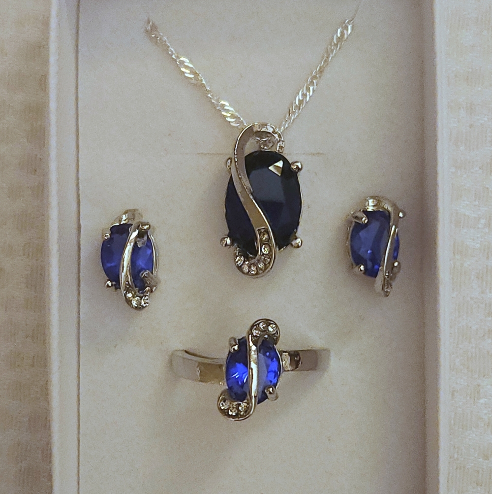 Silver And Blue Crystal Jewelry Set
